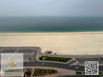 شقة فاخرة بغرفتي نوم مع إطلالة جزئية على البحر