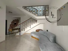 Luxurious and spacious furnished 4bhk villa in 115k