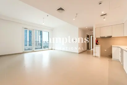 1BR with Stunning Creek View | For Rent | Vacant