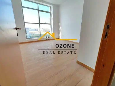 3 Bhk Gorgeous with Parking Near Safari Mall and Faimly Park ..