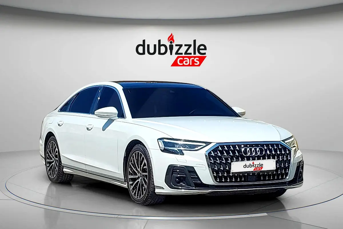 Audi A8 2022 — photo 1 of 14