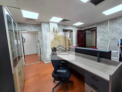Chiller free Office 900 Sqft with 120k Rent