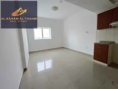 For annual rent: a distinctive studio in the Khan area