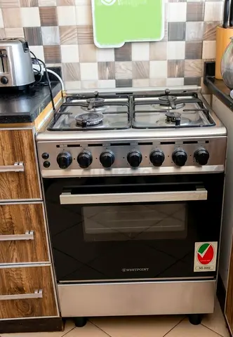 Westpoint Cooking Range – Less Than 1 Year Used! (Excellent Condition)