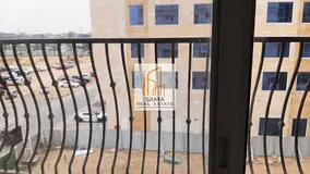 1bhk 2 baths Balcony in parking available for family r49k