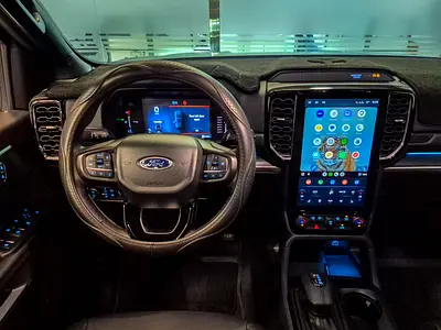 صورة 10 لـ 2025 FORD EVEREST
