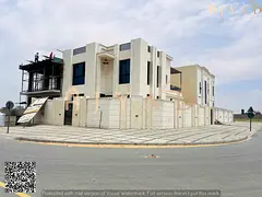 For sale: corner villa in Al Helio 1 Ajman, on two streets, 3 floors, 5 master bedrooms, majlis, 2 l