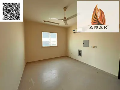 🏡 للايجار السنوي – غرفة وصالة في عجمان 📍 الروضة 3 – على شارع الشيخ عمار مباشرة  ✨ تفاصيل الشقة: 🔹 غرفة نوم مريحة + صالة واسعة 🔹 حمام واحد 🔹 مساحا