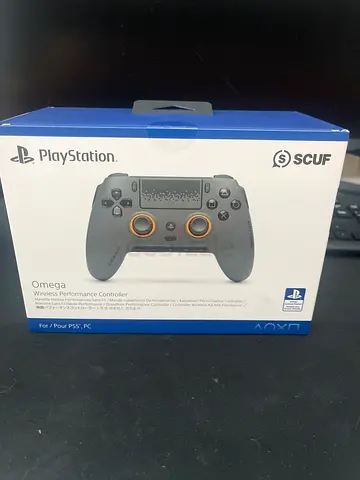 SCUF Omega Pro Controller for PlayStation (boxed)