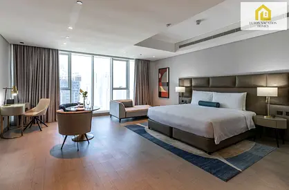 Modern Luxury Studio Apartment in the Iconic Sass Tower