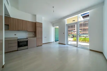 Brand new | Spacious | Canal view