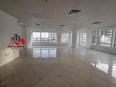 CLOSE TO METRO // FULLY FITTED //OPEN LAYOUT 880SQFT / OFFICE // BOOK NOW