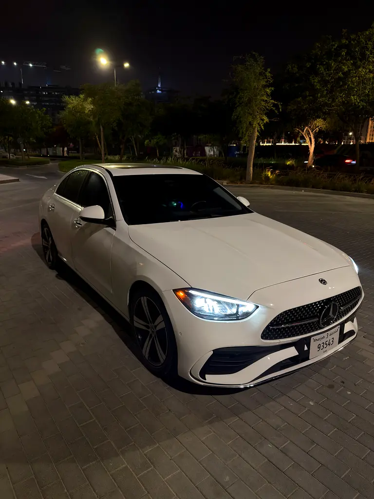 Mercedes-Benz C-Class 2025 — photo 1 of 10