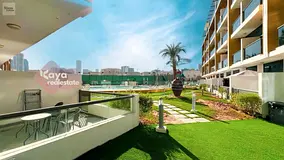 Modern Studio | Prime Location | Pool View