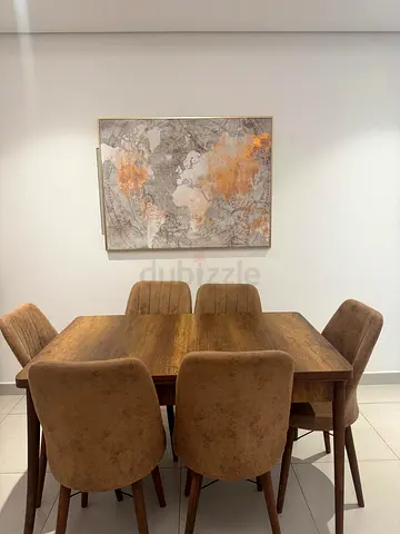 Wooden Dining Table with 6 Upholstered Chairs - Excellent Condition