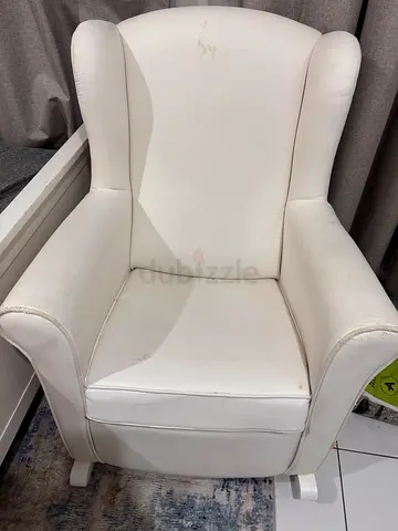 Arm chair with rocking for 50aed