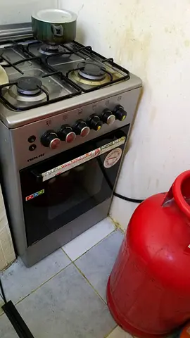 Nikai 4-Burner Gas Cooker with Oven