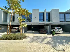 3 bedroom - smart home / 25 minutes from Dubai / luxury residential complex - cash or mortgage