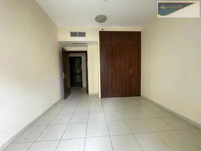 FREE PARKING!!ONE BHK WITH MASTERBEDROOM BUILT IN WARDROBES NEAR THE CORNICHE ONLY FOR FAMILY IS JUST 34k