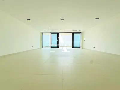 Ultra-Spacious 3BR Master Residence with Skyline Views & Premium Amenities
