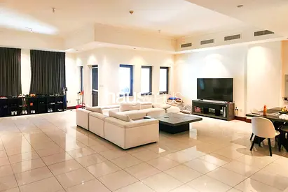 Three-Level Townhouse | Unfurnished | Vacant Now