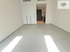 Ready to move-studio- poll gym parking