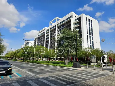 Unwind in Style | Ready Now | Spacious Layout