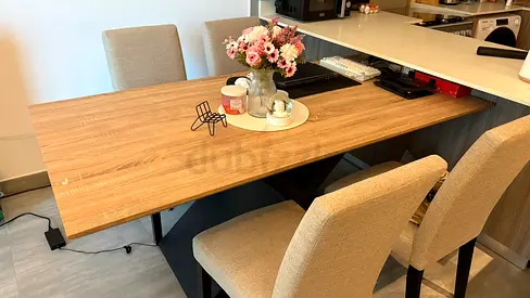 Oak wooden Dining Table with 4 Upholstered Chairs - Good Condition