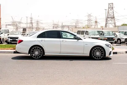 صورة مصغرة 4 لـ 2017 Mercedes-BENZ E-CLASS
