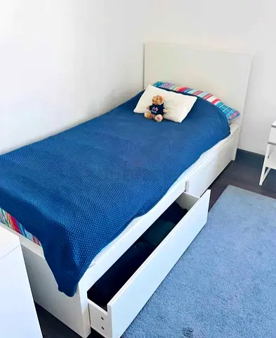 Malam single  bed 90/200cm bed and Ikea mattress is available in excellent condition, not a single