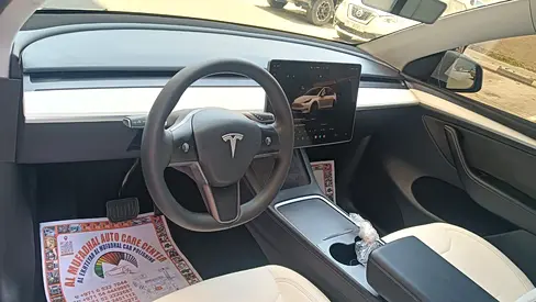 Tesla Model Y Long Range, миниатюра 5