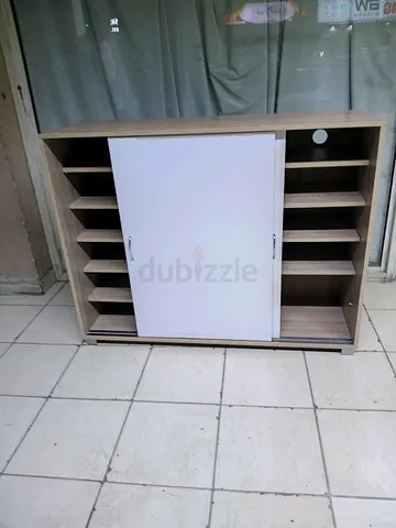 Shoez rack available in perfect condition