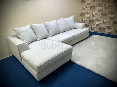 Like new condition the one brand Kingston lshape sofa