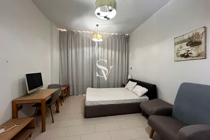 Furnished| Chiller Free| Easy access to the Metro