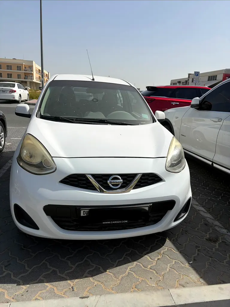 Nissan Micra 2019 — photo 1 of 8
