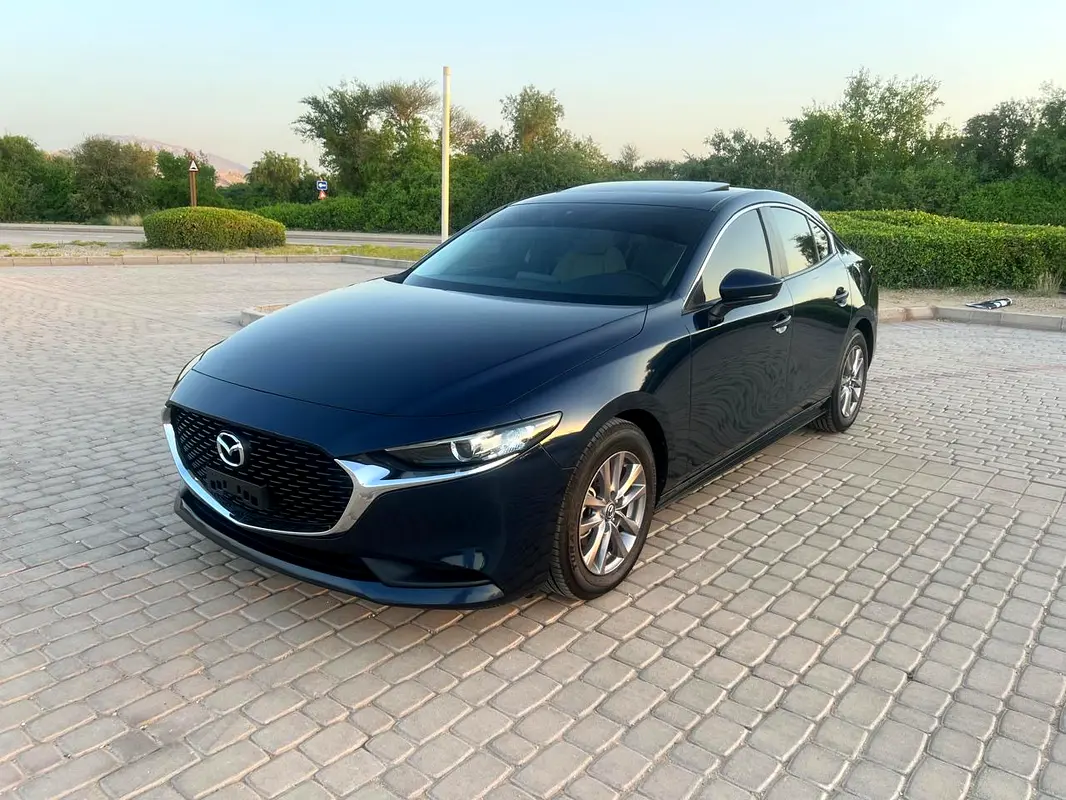 Mazda 3 2021 — photo 1 of 20