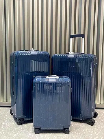 Set of 3 Navy Hard-Shell Suitcases with Spinner Wheels