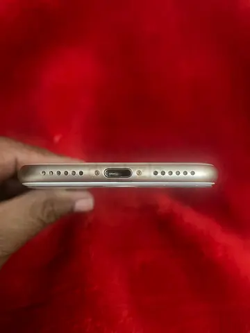 Apple IPhone 8