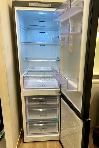 Samsung Bottom Mount Freezer with Bespoke