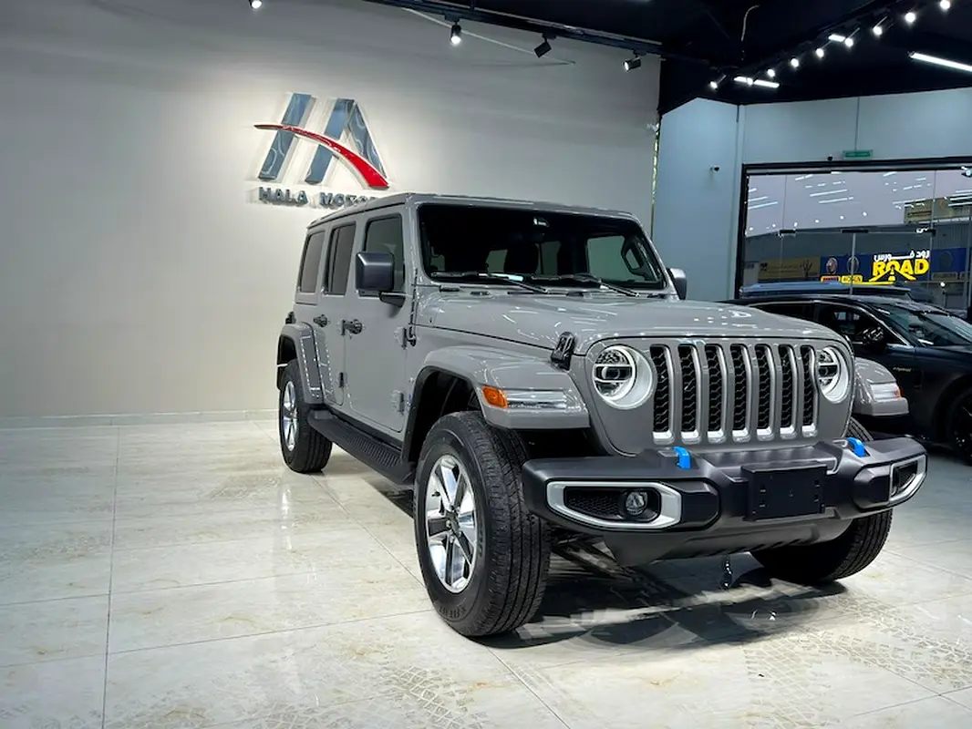 Jeep Wrangler 4xe 2022 — photo 1 of 16