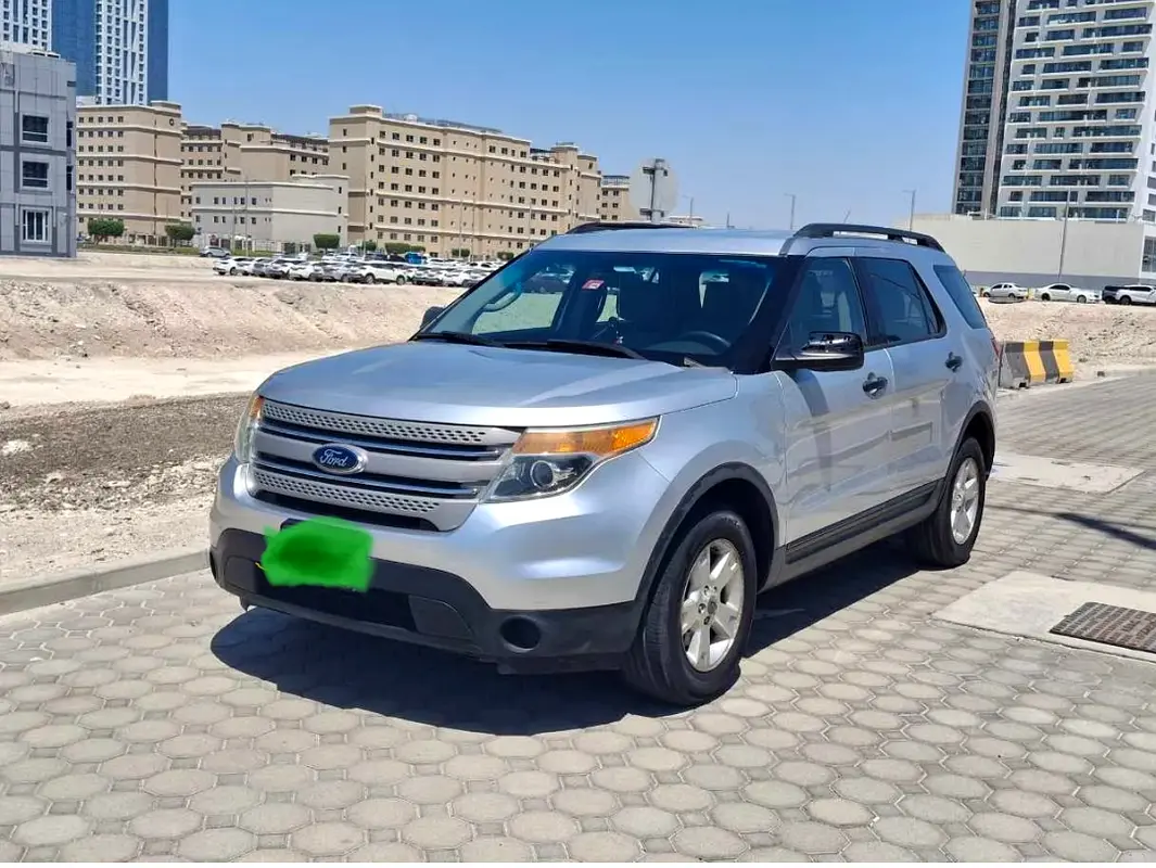 Ford Explorer 2013 — photo 1 of 11