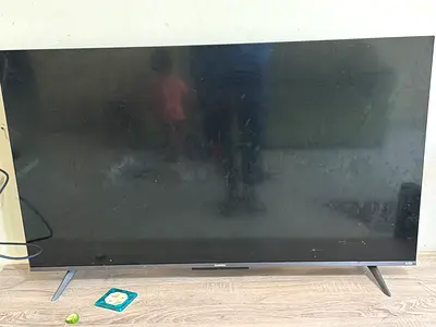 Xiami Smart TV with Stand