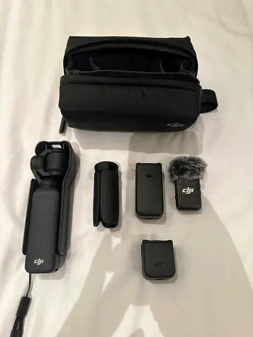 DJI Pocket 3 Combo with Accessories and Carry Case