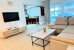 Waterfront building | Prime location | Huge Layout