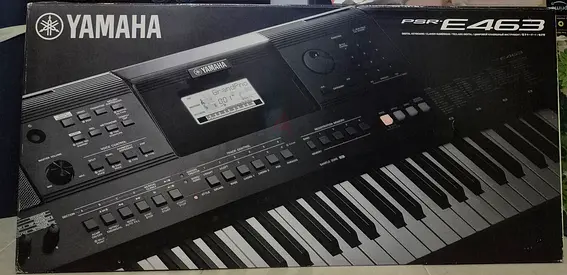 Yamaha PSR-E463 Digital Keyboard  still in original carton box + Bag+Original Adaptor