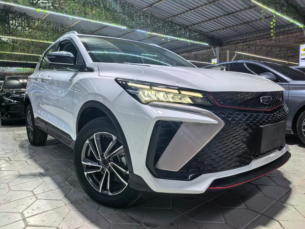 Geely Coolray 2025 — photo 1 of 20