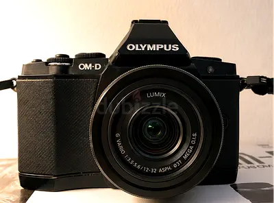 Olympus E-m5 mark i ( Mint Condition ) Camera