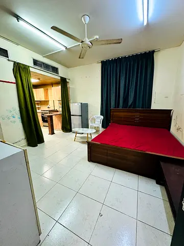 Big studio apartment for Monthly rental