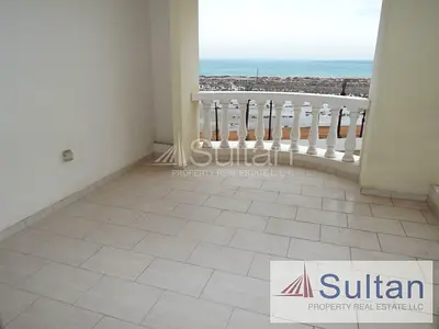 Lovely 1 Bedroom With Partition Wall