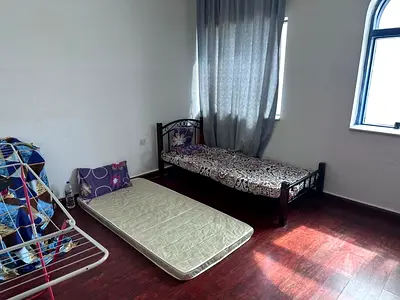 Single room available in Khalidya